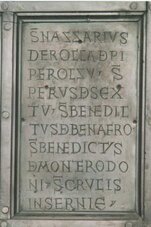 Figura 7 quadrante porta bronzea Monastero di Montecassino